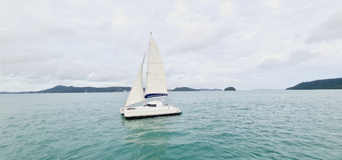 เช่าเหมาเรือ CATAMARAN38 ส่วนตัว จากภูเก็ต โดย Andaman Signature(ADS)