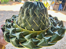 Full Day Exploring The Local Life with Maeklong Railway Market And Amphawa Floating Market (DSTH)