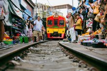 Full Day Exploring The Local Life with Maeklong Railway Market And Amphawa Floating Market (DSTH)
