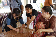 Half Day Sankampang and Handicraft Village from Chiang Mai - AM & PM tour (F&F)