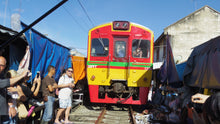 Half Day Railway Market and Damnoensaduak Floating Market (DSTH)